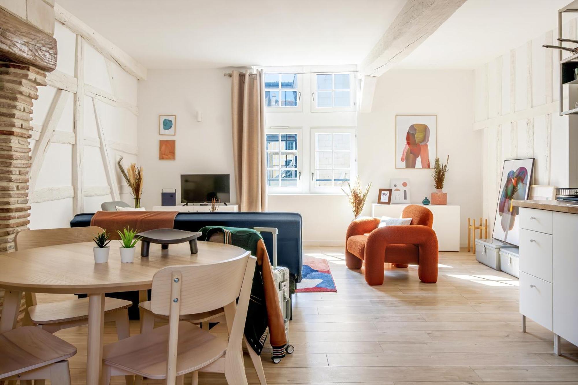 Le Loft Brunneval - Refuge Arty Du Xvie Siecle Apartment Troyes Exterior photo
